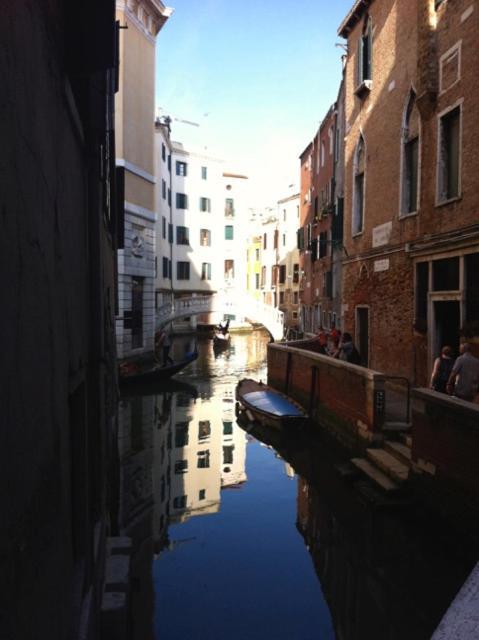 B&B Al Teatro With Canal View Velence Kültér fotó