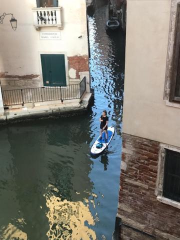 B&B Al Teatro With Canal View Velence Kültér fotó